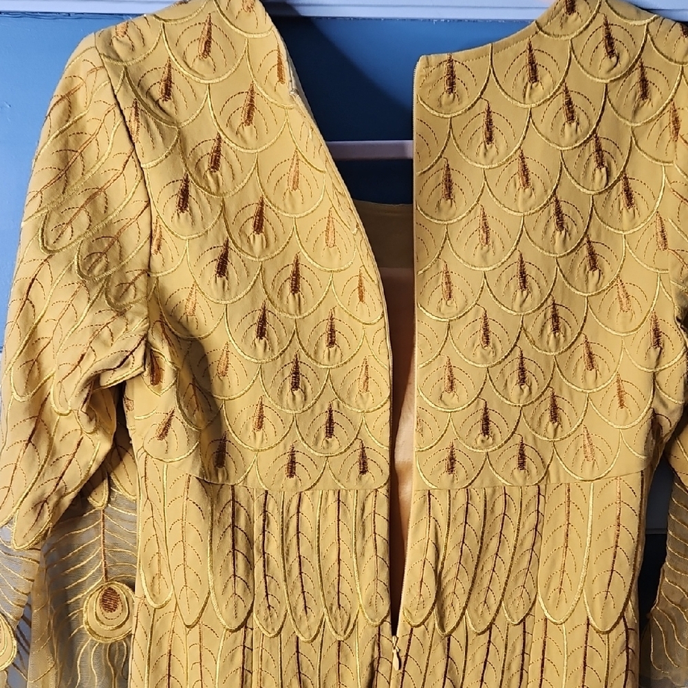 Luxurious Golden Yellow Giovanna Style Dress NWOT - Picture 8 of 15
